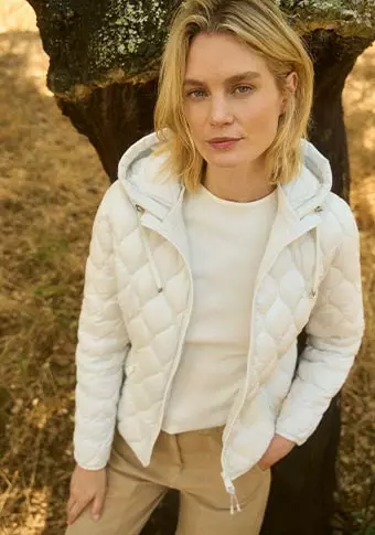 BARBARA LEBEK Frühjahr Sommer 2026 - Damenmode bei Junginger hautnahe Mode