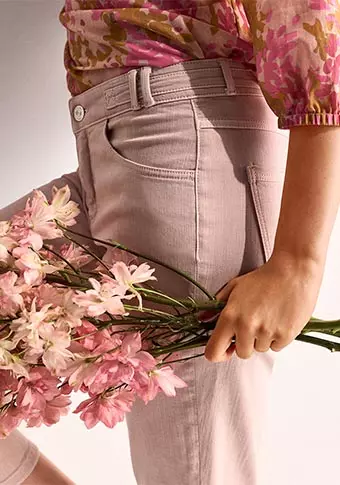 TONI Frühjahr Sommer 2026 - Damenmode bei Junginger hautnahe Mode